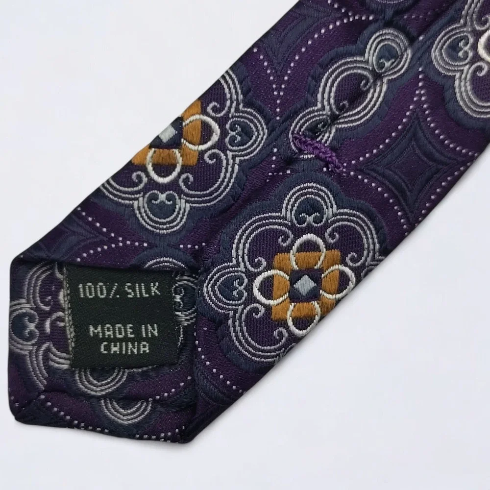 Jos A Bank Necktie Adult Purple Gold Medallion Silk Signature Collection Tie